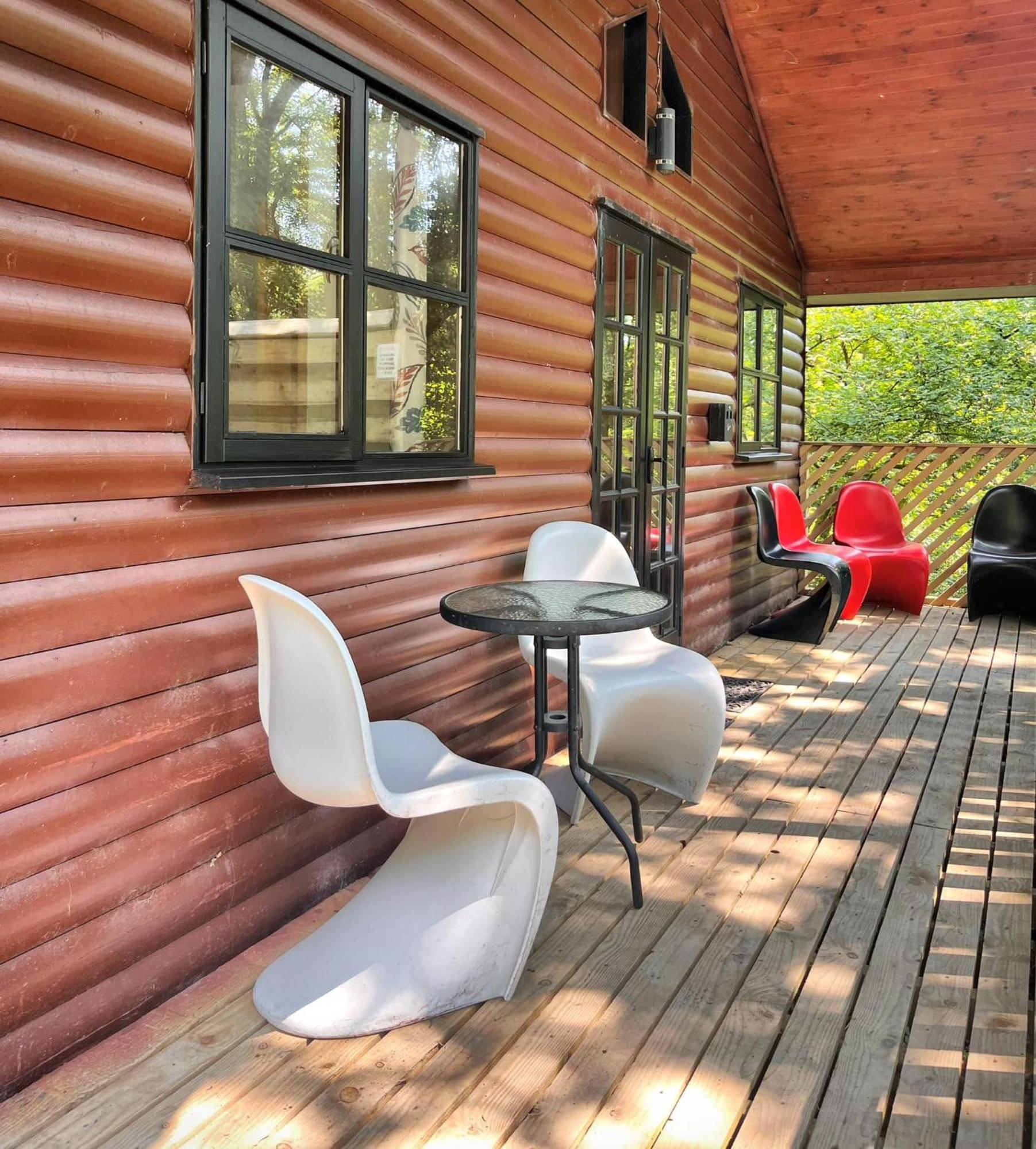 Goldcrest 3-Hot Tub-Woodland Lodges-Carmarthenshire-Tenby 외부 사진